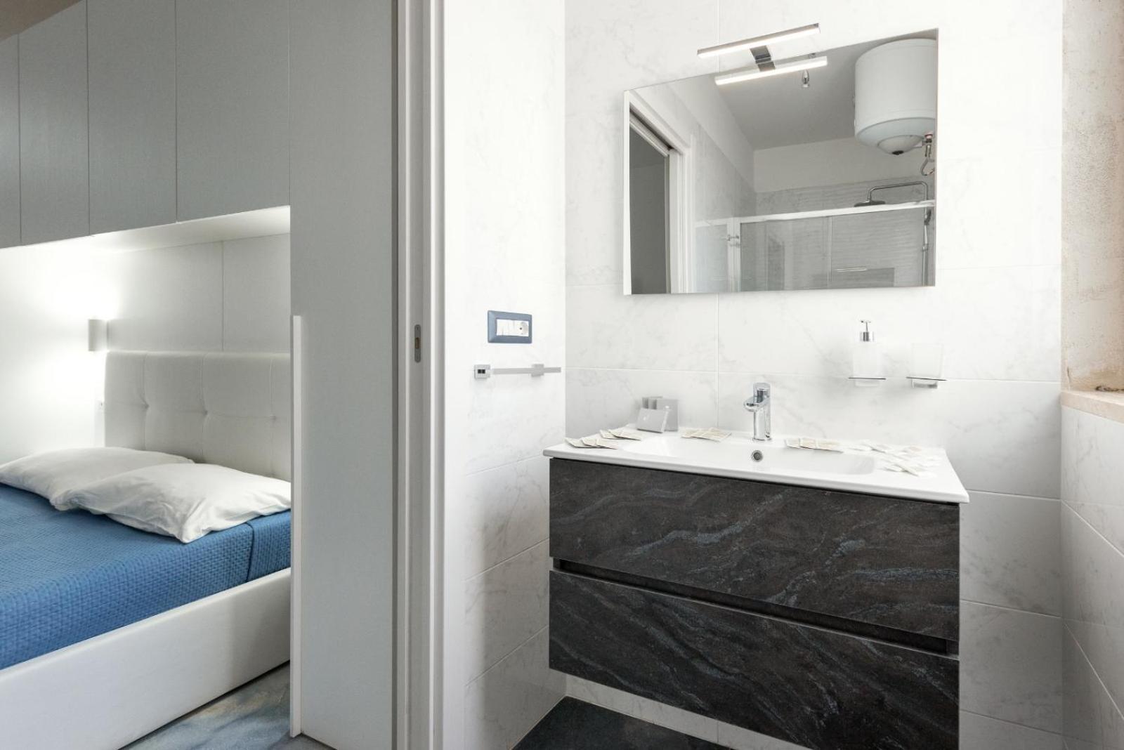 Infinity Residence Con Parcheggio Порто-Чезарео Экстерьер фото